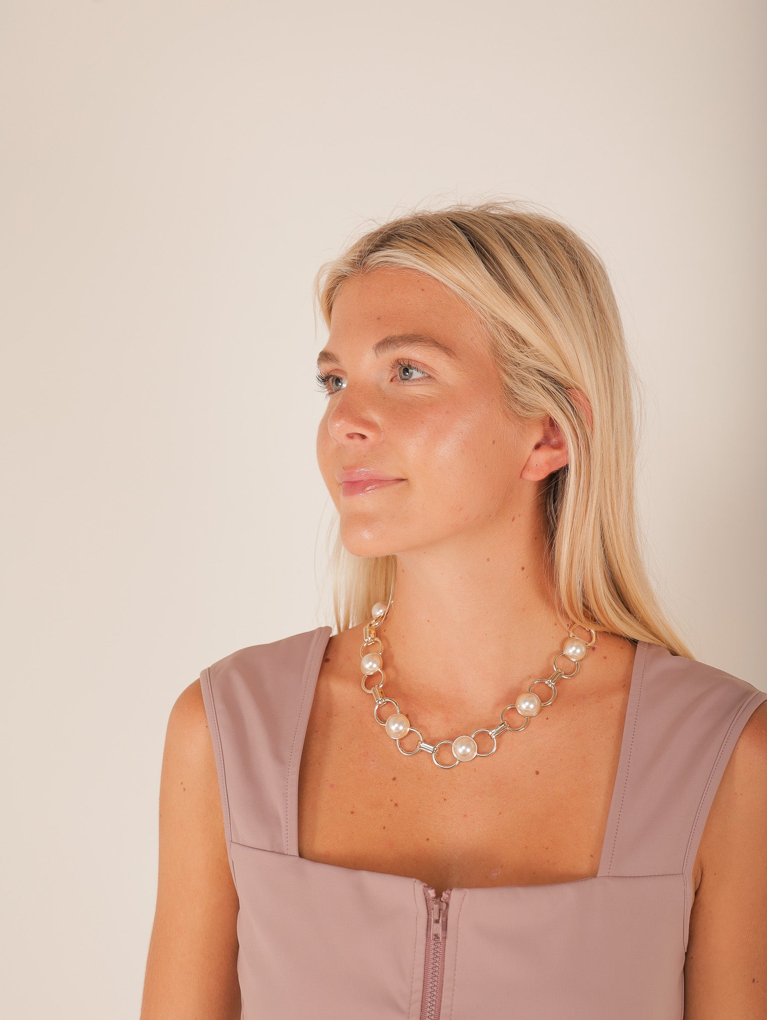 Molly Green - Farrah Pearl & Chain Necklace - Jewelry